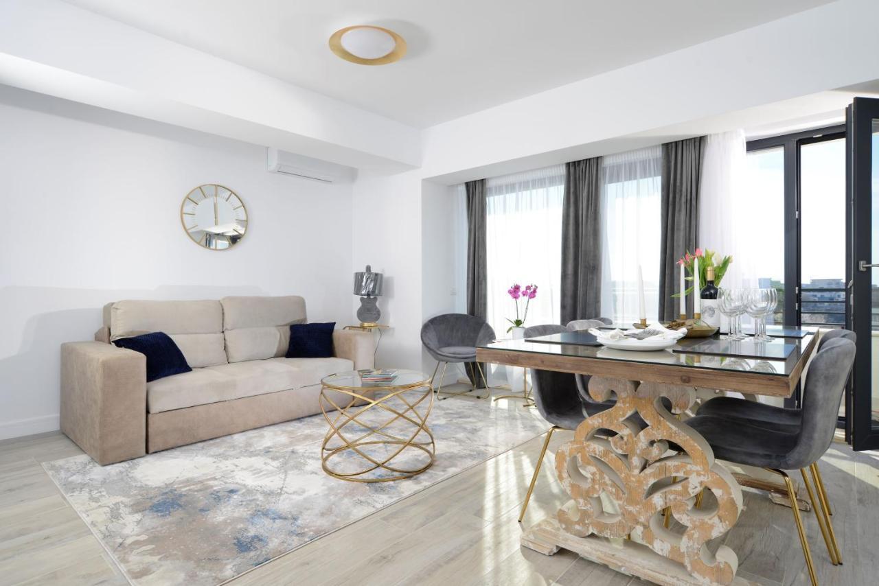 The Clock Apartment Voluntari Luaran gambar