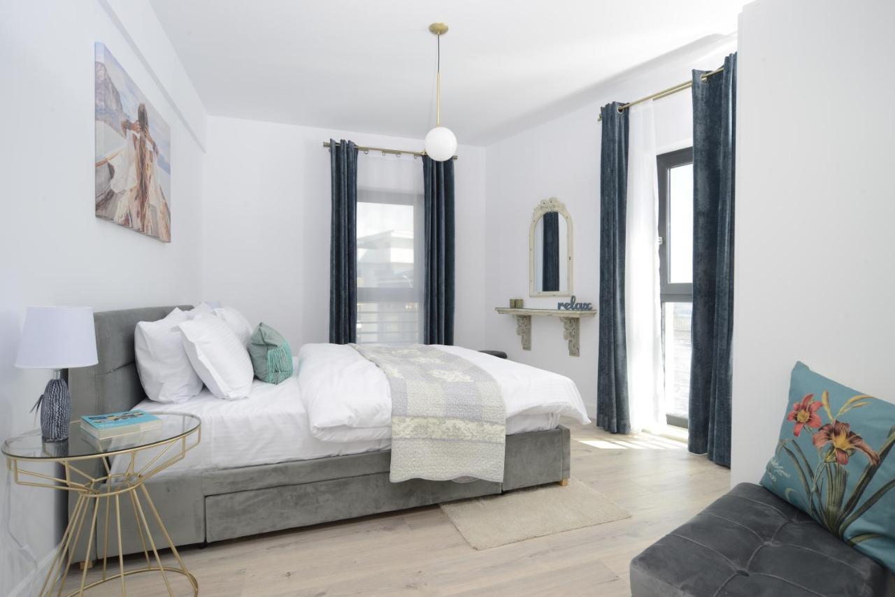 The Clock Apartment Voluntari Luaran gambar